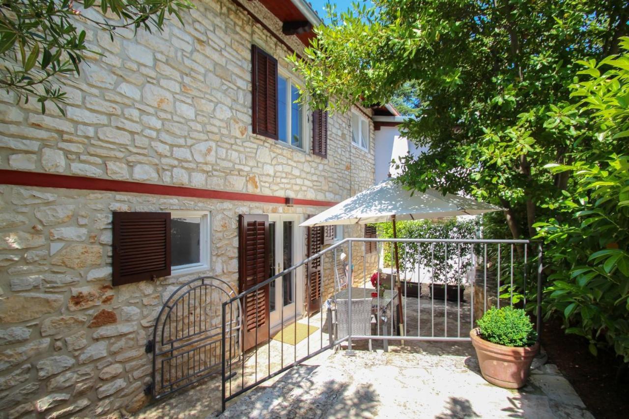 Carla Guest House Novigrad Istria Extérieur photo