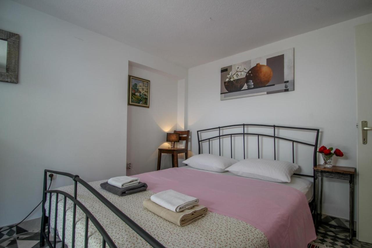 Carla Guest House Novigrad Istria Extérieur photo