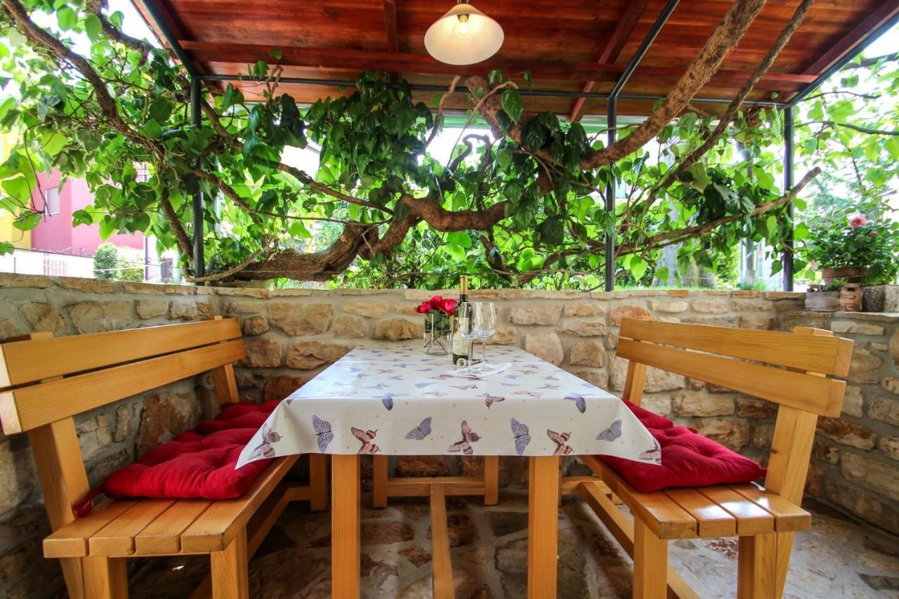 Carla Guest House Novigrad Istria Extérieur photo